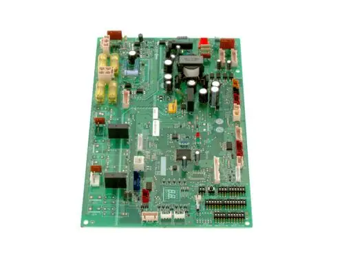 Grüne Steuerplatine mit verschiedenen elektronischen Bauteilen, darunter Widerstände und Kondensatoren, vermutlich von Bosch für elektrische Steuerungssysteme.